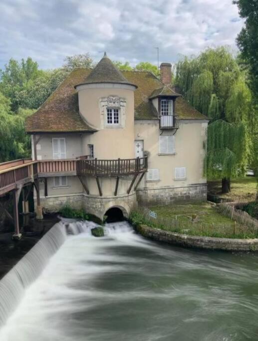 Le Grand Moretain Luaran gambar